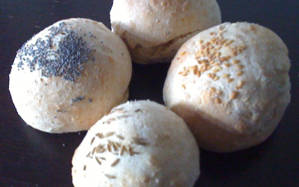 Petits pains variés - Photo par coulhon