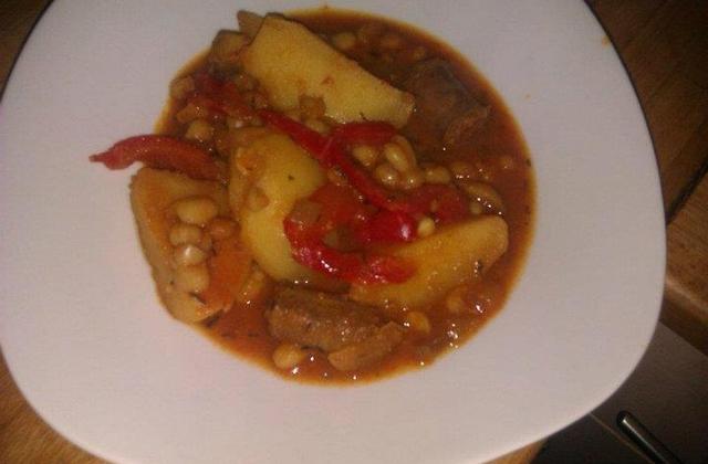 Ragout d'haricots blancs, loubia hamra - Photo par la cuisine de doudou
