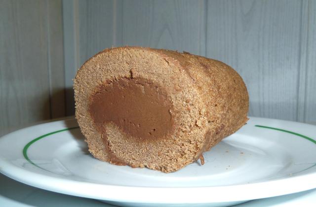 Gâteau roulé tout chocolat rapide - Photo par blandinde