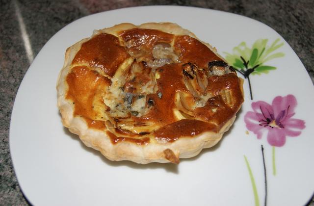 Tartelettes au roquefort et échalotes - Photo par comeleo