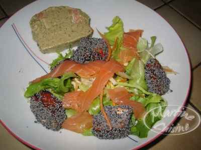 Salade aux chamallows de saumon - Photo par paloma