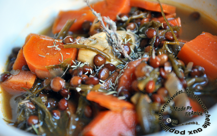 Soupe de lentilles, carottes et feuilles de navet, fenouil et céleri - Photo par TitAnick