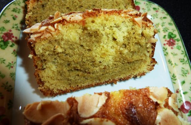 Cake au citron et à la pistache - Photo par CARDAMOME