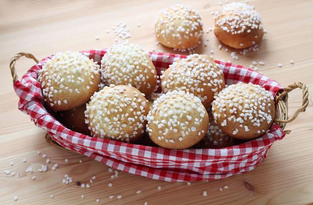 Petites brioches au sucre au Cuisine Companion - Photo par Silvia Santucci