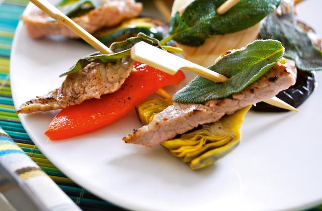 Brochettes façon saltimbocca de veau - Photo par Veau de Pentecôte