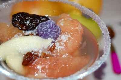 Soupe de pamplemousse aux fruits à la violette - newelm