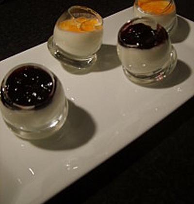 Duo de panna cotta de fromage de brebis basque - Photo par chiaro