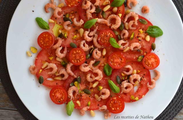 Carpaccio de tomates aux crevettes grises, pignons, pistaches et graines de courge - Photo par Communauté 750g