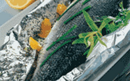 Bar aux herbes en papillote - Photo par CIPA