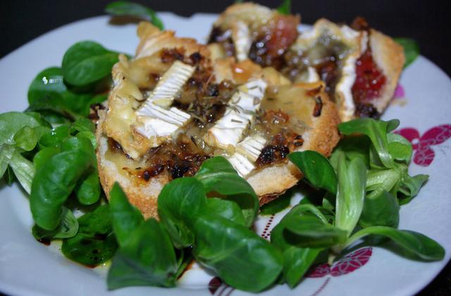 Tartines au camembert - Photo par kroline