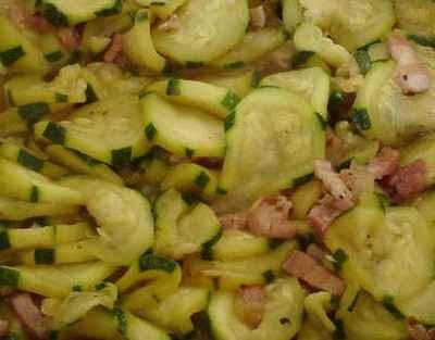 Courgettes cuisinées aux lardons - Photo par papillW