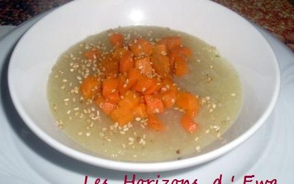 Bouillon au tapioca, carottes, patates douces - Photo par evelynKo