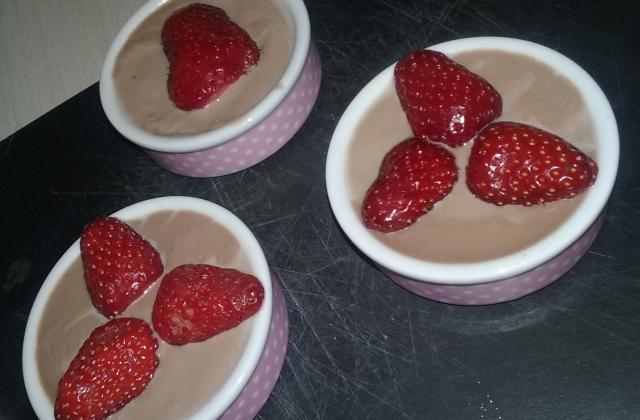 Crème chocolat - fraises - plaisirsgourmands.blogspot.fr