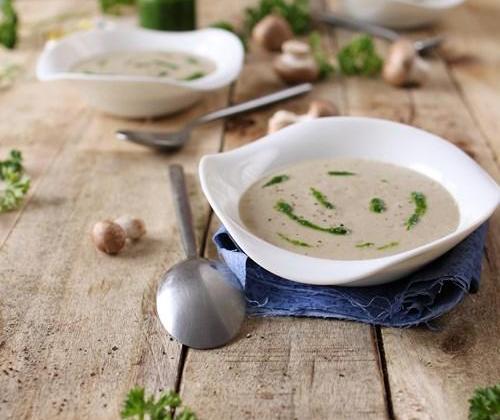 Velouté de champignons de Paris à la Moutarde - Photo par Amora