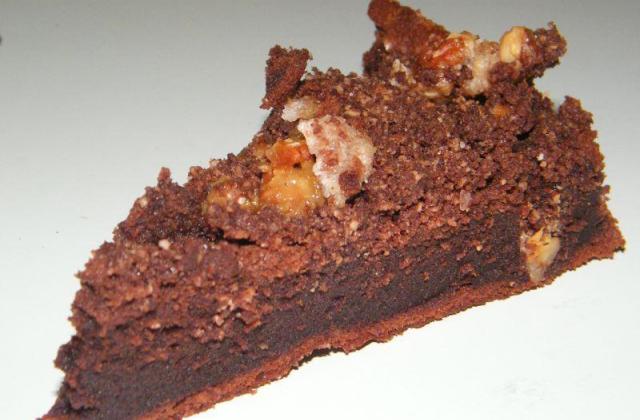 Gâteau au chocolat, crumble noix de pécan caramélisées et fleur de sel - Photo par stephaniegr