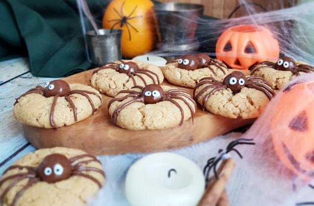 Spider Cookies spécial Halloween - Photo par LifeLoveandChocolate