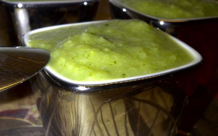 Soupe fraicheur aux légumes verts - Photo par le journal aux délices