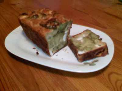 Cake surprenant aux brocolis et endives - Photo par cponto