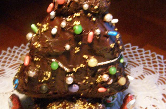 Sapin de Noël au chocolat noir - Photo par findv