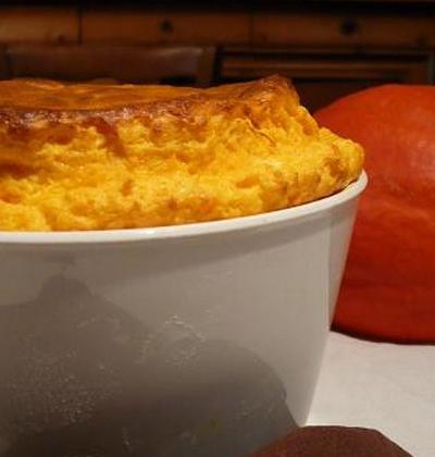 Soufflé au potimarron et à la mimolette vieille - Photo par agastache29