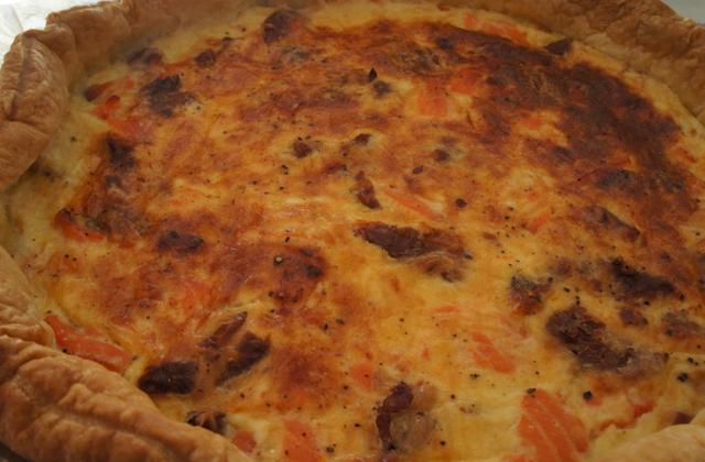 Quiche truite fumée et tomates confites - Photo par le book gourmand