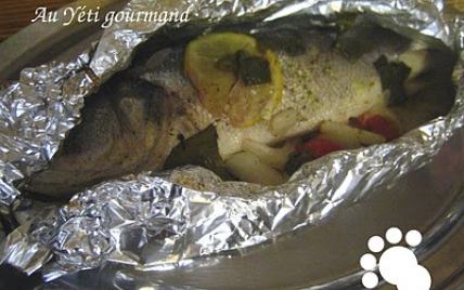 Bar en papillote et sa crème au beurre d'escargot - Photo par Mama Yéti