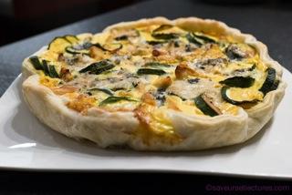 Quiche courgettes lardons gorgonzola roquefort - Photo par saveursetlectures