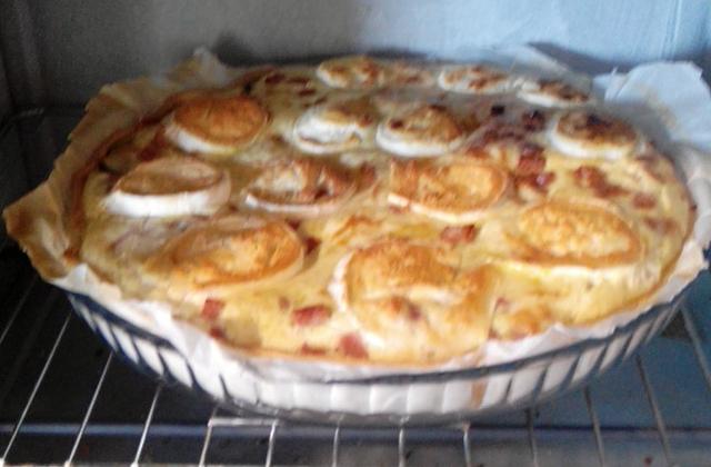 Tarte vite faite à la tomate et au jambon - Photo par michelxH5