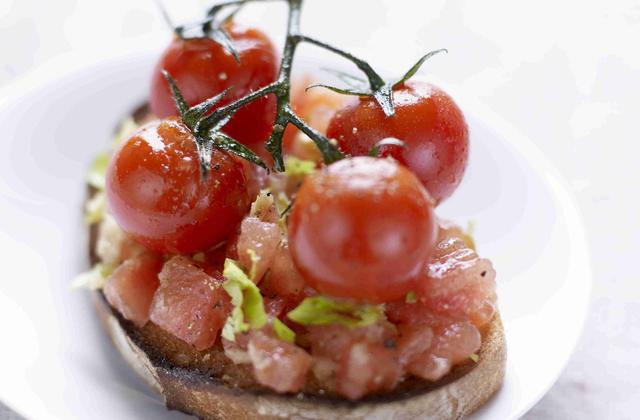 Crostini aux deux tomates - Photo par Tomates de France