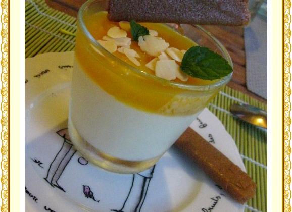 Panna cotta au lait de coco et gelée de mangue - Photo par la tite souris