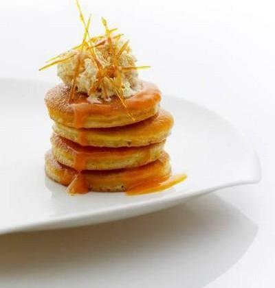 Pancake soufflé à la glace Suzette - Photo par Grand Marnier