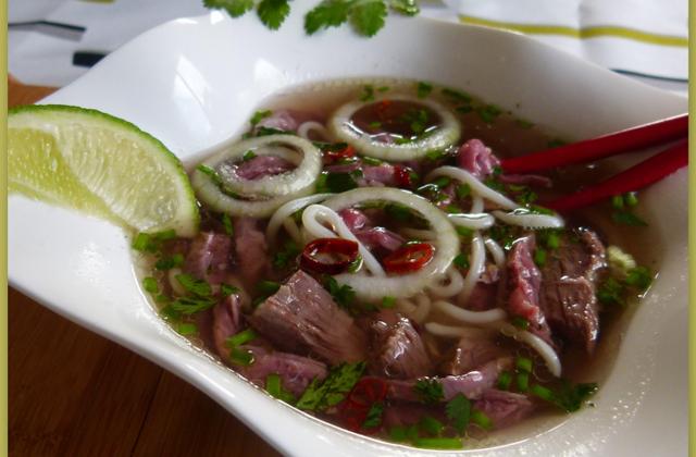Pho Bo, la soupe-repas du Vietnam - Photo par CookingFeeLili