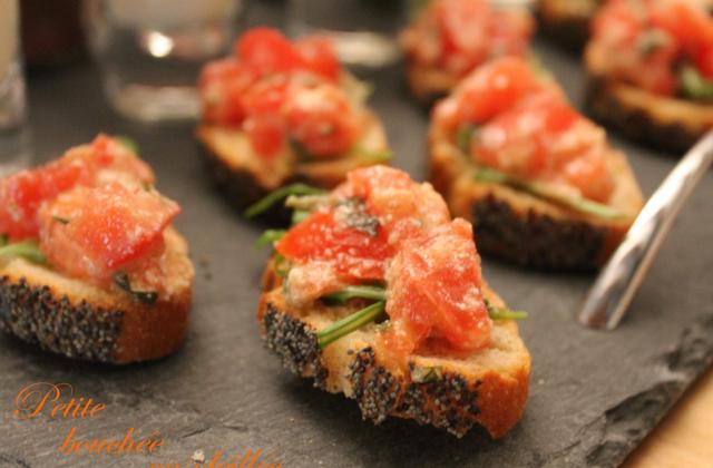 Crostinis aux tomates et pesto - Photo par ma pâtisserie