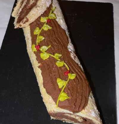 Bûche de Noël Chocolat Citron aux parfums de menthe - Photo par Chef Damien