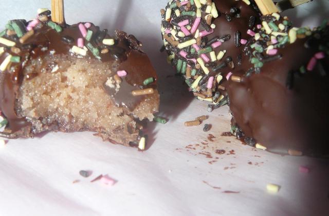 Cake pops de quatre-quarts au Nutella - Photo par cicoucook