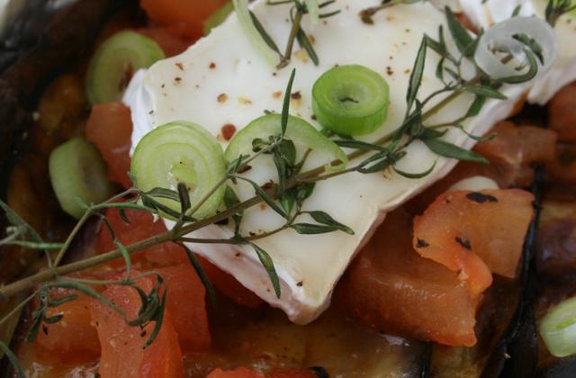 Papillotte d'aubergine, tomate, chèvre, miel et thym - Photo par La Cuisine de Françoise