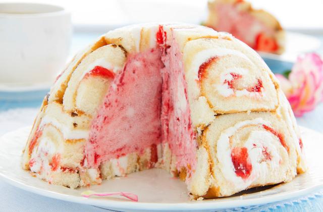 Charlotte royale aux fraises - Photo par 750g