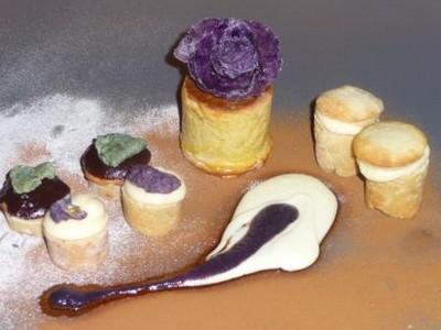 Massepain cuit de Bintje, crème pâtissière à l'avocat, noyau de chocolat très noir, Mousseline de Charlotte à la vanille, Croustilles sucrées de Vitelotte - uncuis