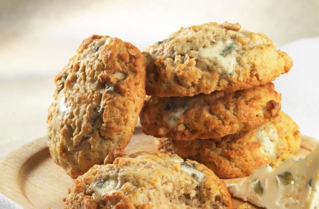 Cookies roquefort et noix pour l'apéritif - Photo par La Collective du Roquefort