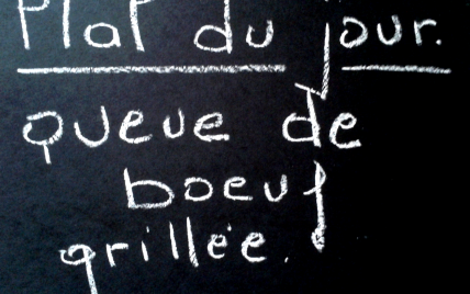 Queue de bœuf grillée - Photo par malikele