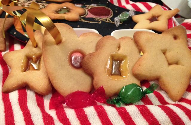 Biscuits de Noël aux petits bonbons  - chouya
