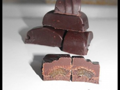 Chocolats noir aux dattes - Photo par lilyra