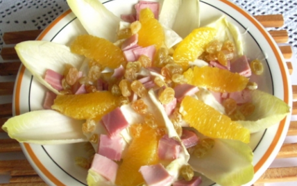 5 salade d'endives bien meilleures avec des fruits frais ou secs - Photo par La soupe à la citrouille