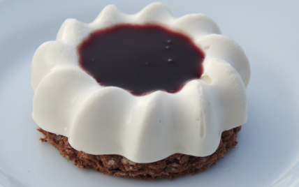Tiramisu au sirop de fraise et coulis de myrtille - Photo par karineN1