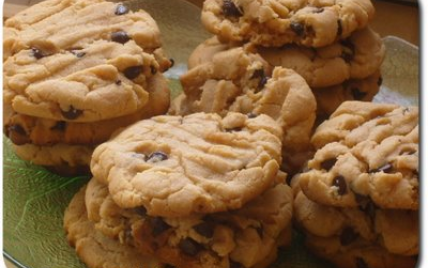 Cookies au beurre de cacahuetes et pépites de chocolat - Photo par lylouf