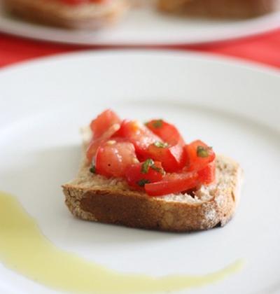 Bruschetta à la tomate - Photo par delphiB6