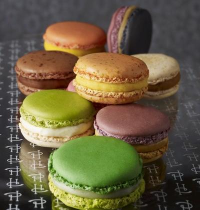 Macaron infiniment chocolat par pierre hermé - Photo par Pierre Hermé