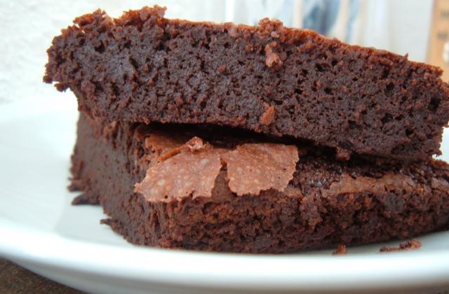Brownies au chocolat simple - Photo par tinou-patissier