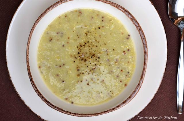 Potage aux poireaux, grains de moutarde à l'ancienne et cheddar - Photo par Communauté 750g