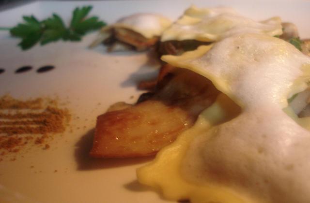 Ravioles au foie gras sous un nuage de Lomagne - Photo par emilieRv